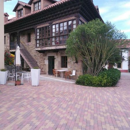 Apartamentos La Casona Ucieda Kültér fotó