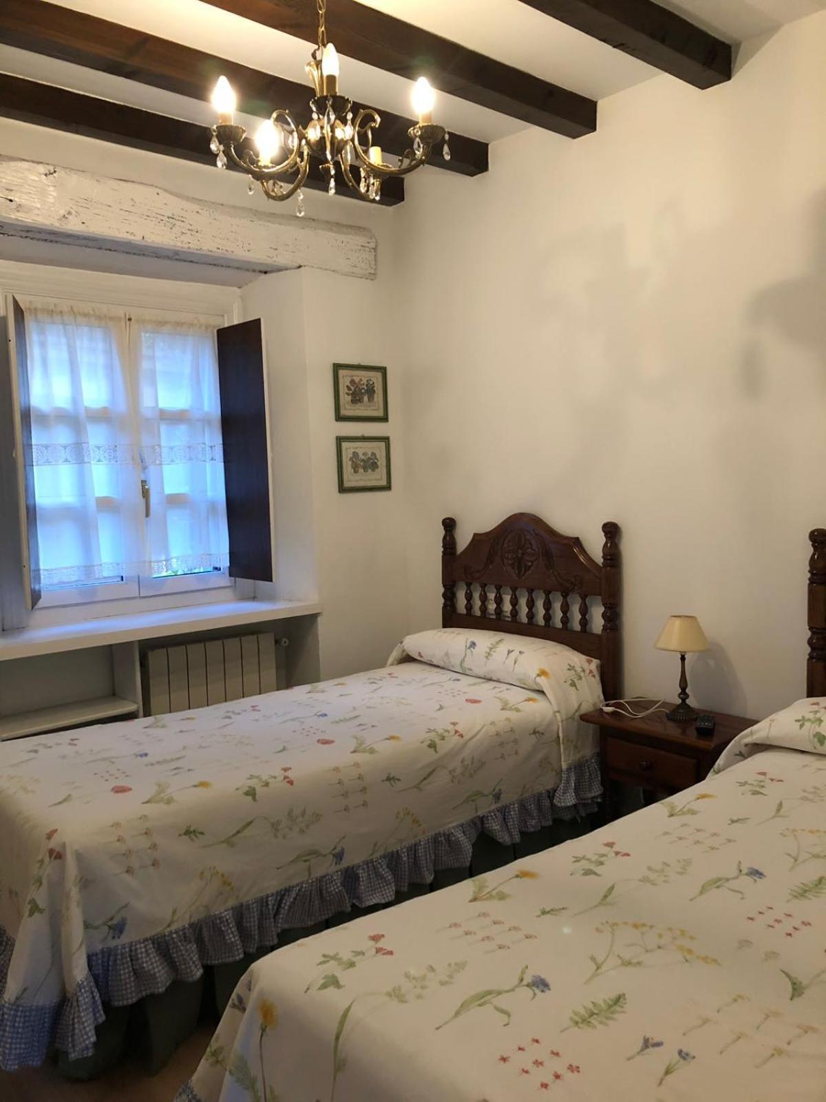 Apartamentos La Casona Ucieda Kültér fotó